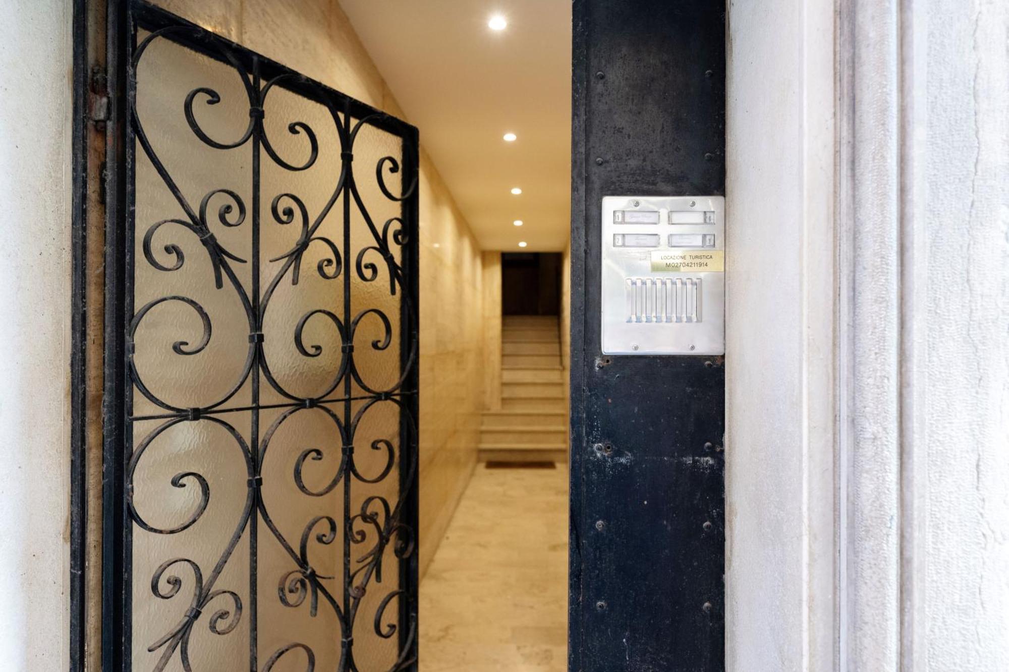 Easylife - Amazing Apartment At Rialto Venezia Екстериор снимка